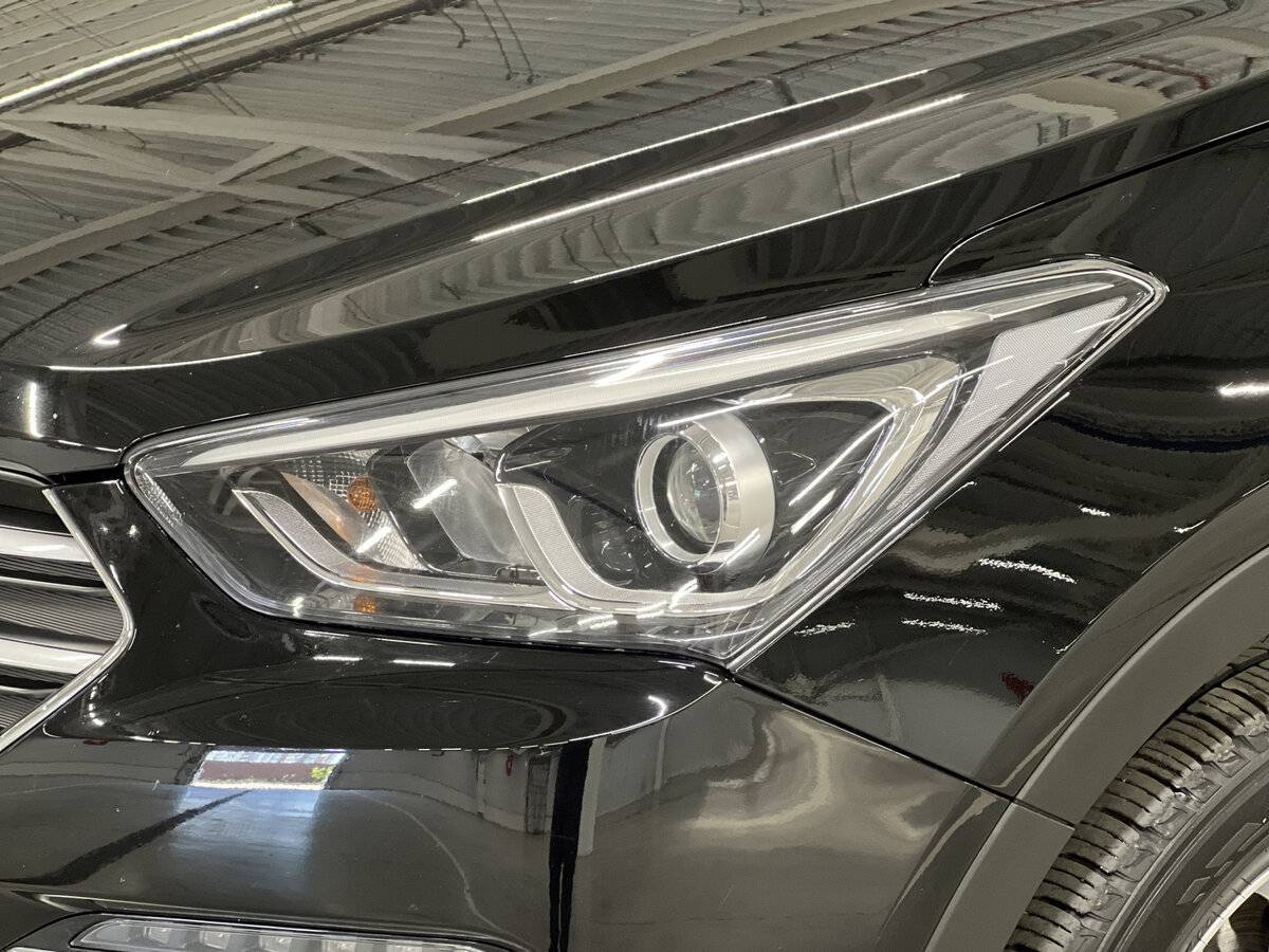 Hyundai Santa Fe с пробегом — 2015 год. Фото: #16