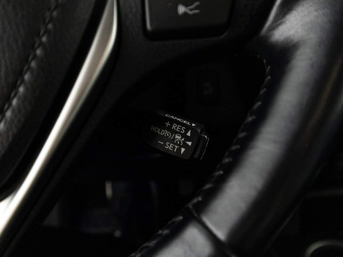 Toyota RAV4 с пробегом — 2017 год. Фото: #21