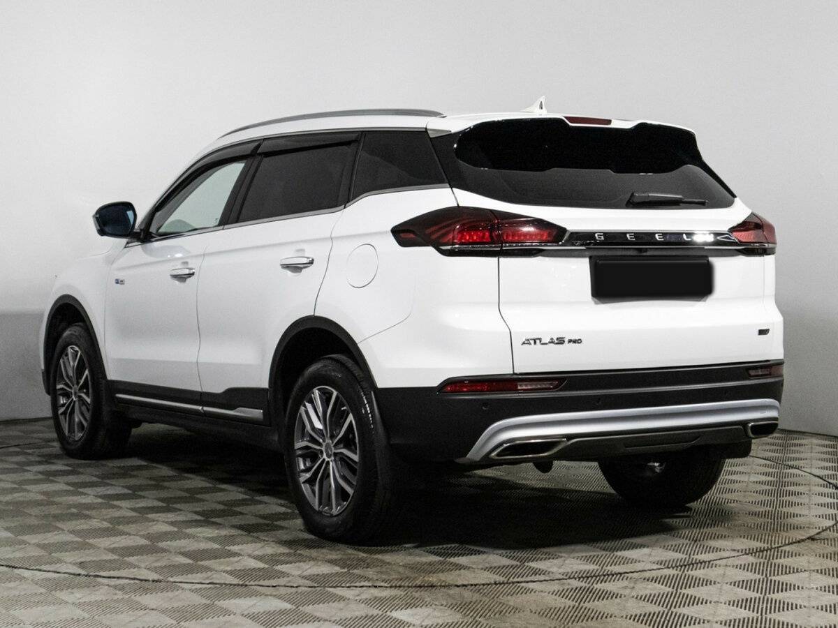 Geely Atlas Pro с пробегом — 2023 год. Фото: #6