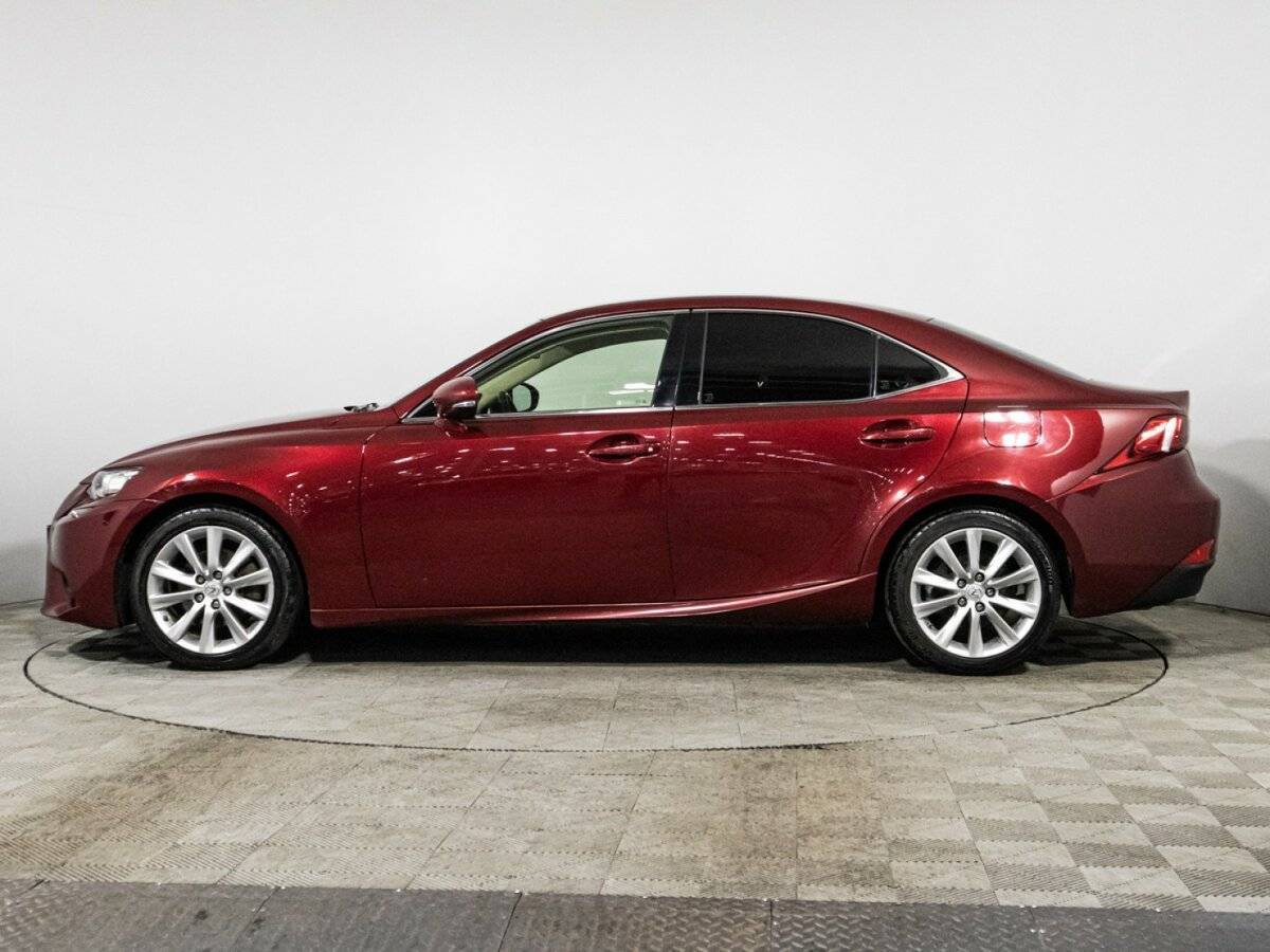 Lexus IS с пробегом — 2014 год. Фото: #7