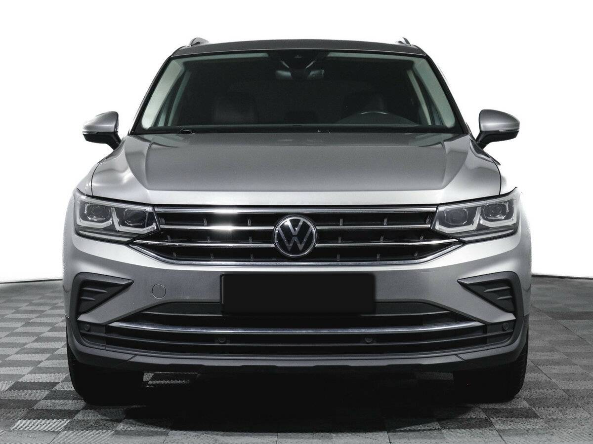 Volkswagen Tiguan с пробегом — 2021 год. Фото: #1