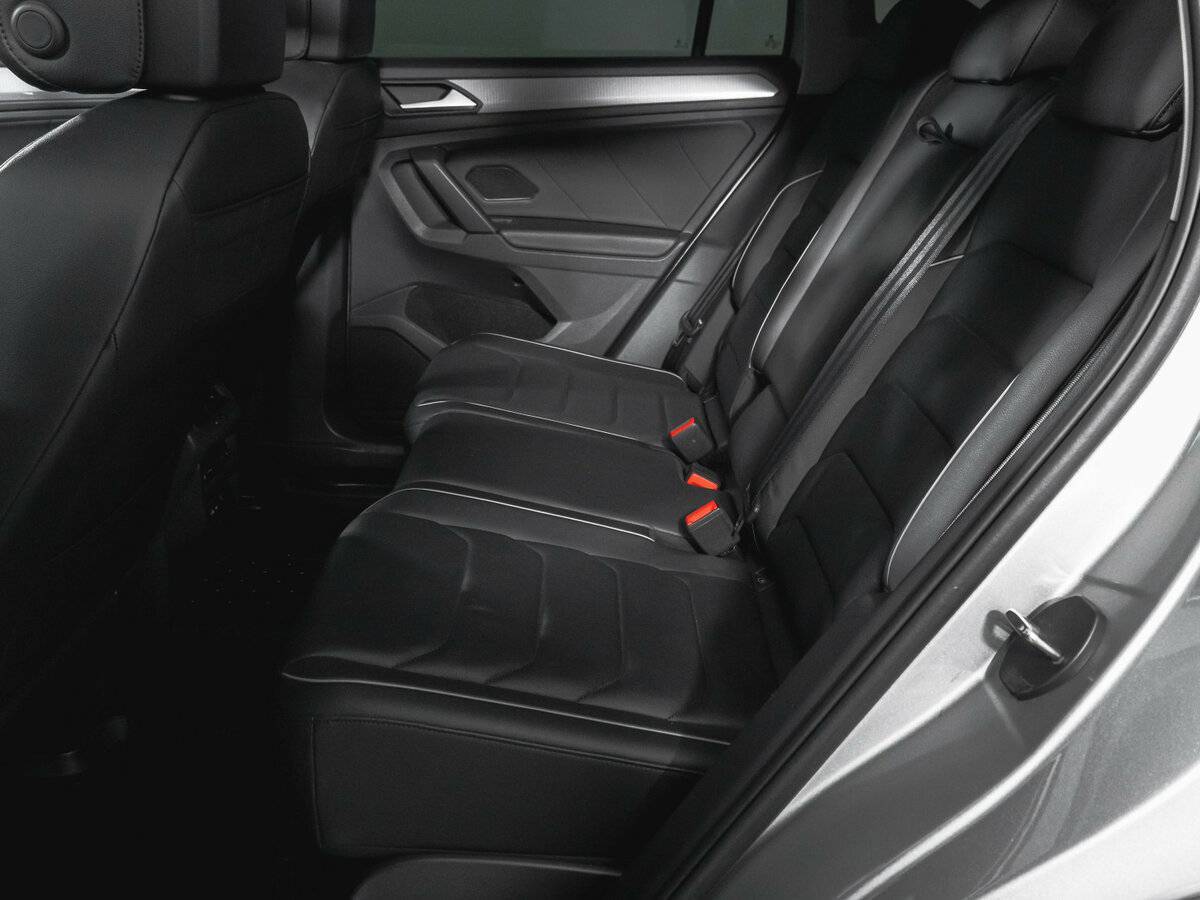 Volkswagen Tiguan с пробегом — 2021 год. Фото: #9