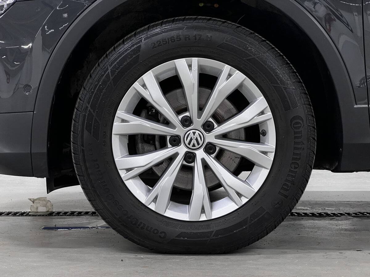 Volkswagen Tiguan с пробегом — 2017 год. Фото: #17