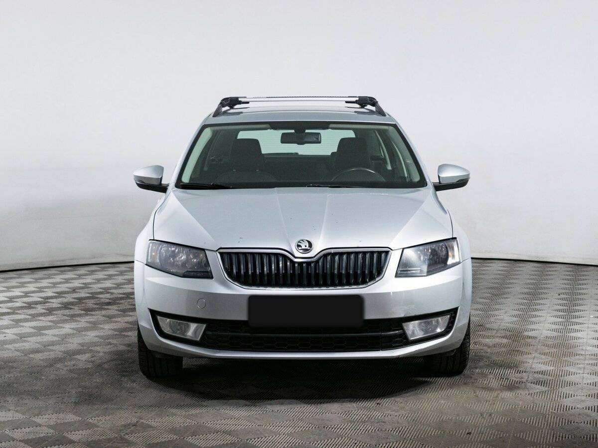 Skoda Octavia с пробегом — 2015 год. Фото: #1