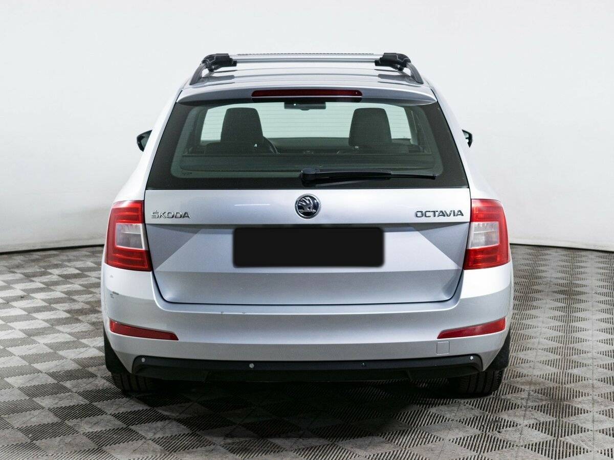 Skoda Octavia с пробегом — 2015 год. Фото: #5