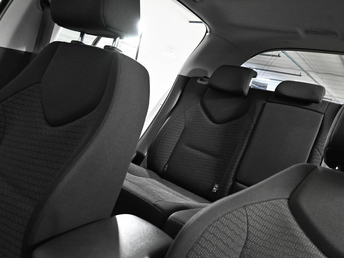 Peugeot 308 с пробегом — 2012 год. Фото: #14