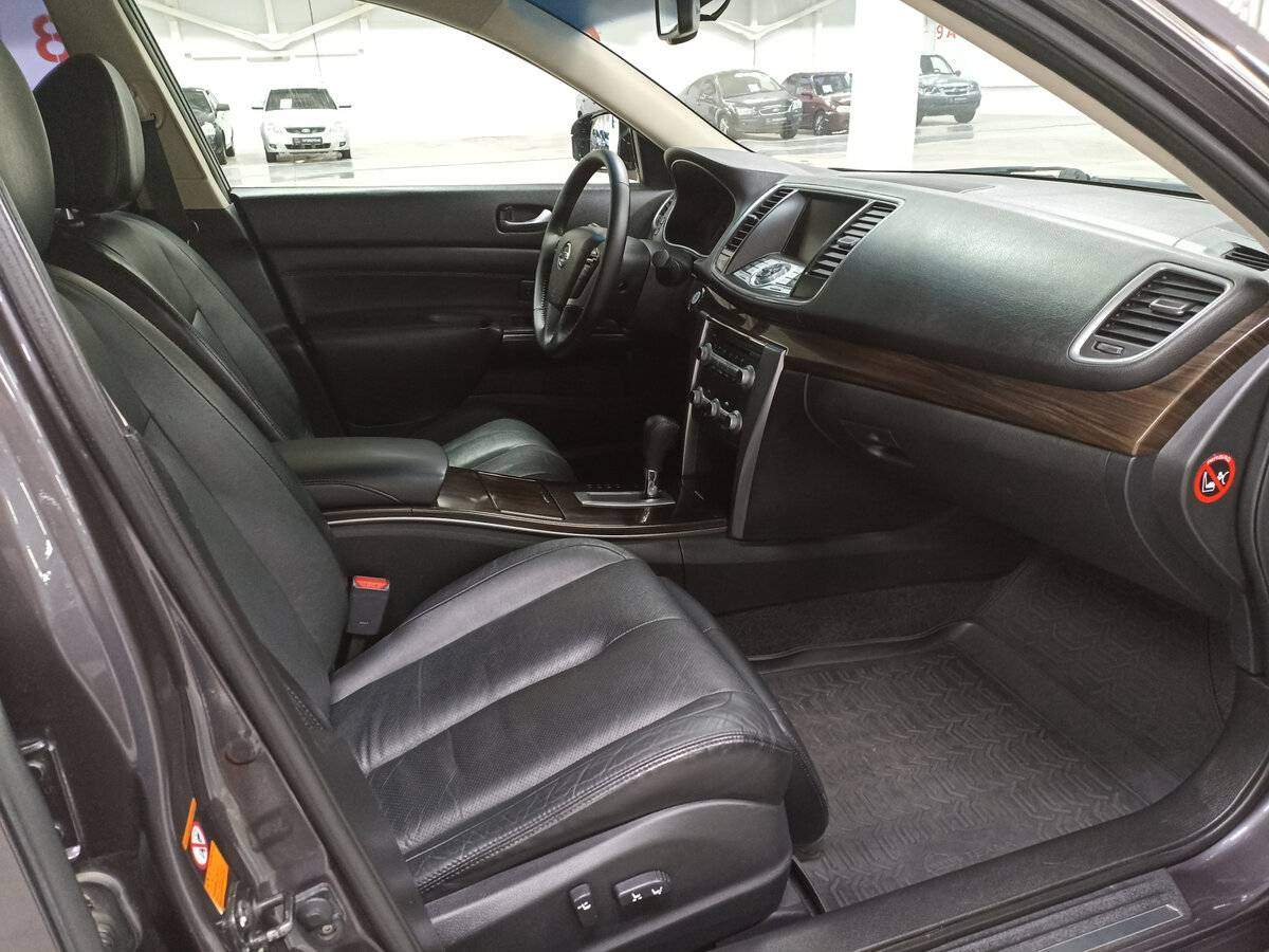 Nissan Teana с пробегом — 2012 год. Фото: #10