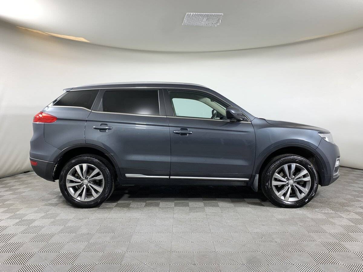 Geely Atlas с пробегом — 2021 год. Фото: #3