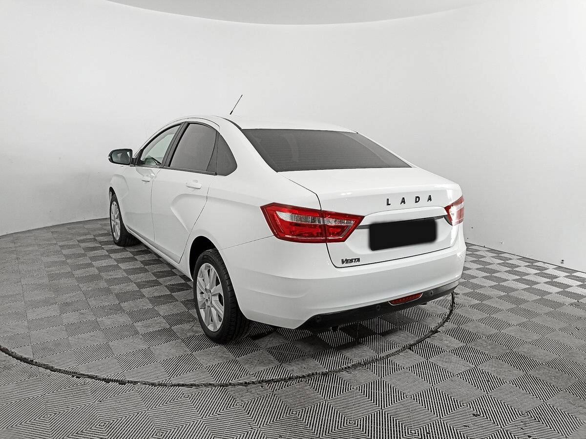 Lada (ВАЗ) Vesta с пробегом — 2021 год. Фото: #6