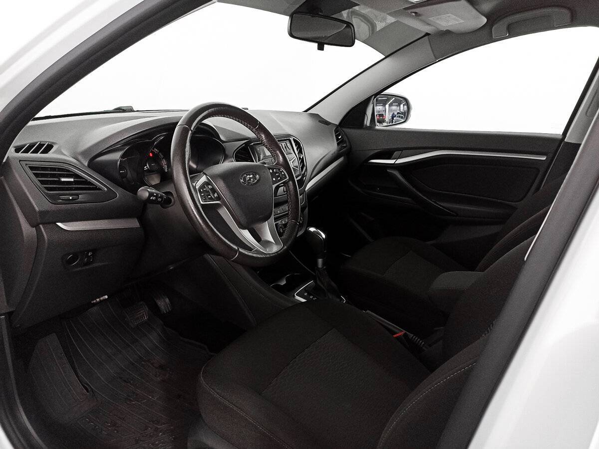 Lada (ВАЗ) Vesta с пробегом — 2021 год. Фото: #15