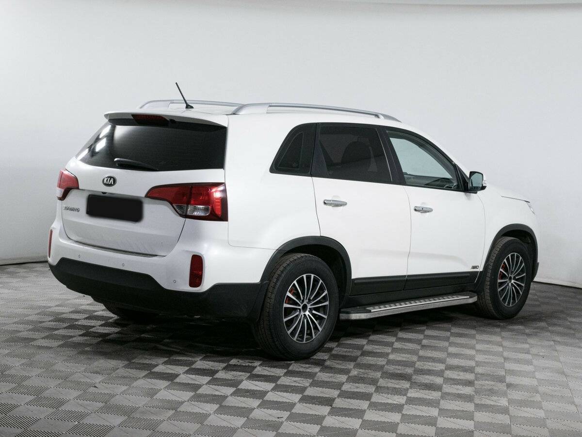 Kia Sorento с пробегом — 2013 год. Фото: #4