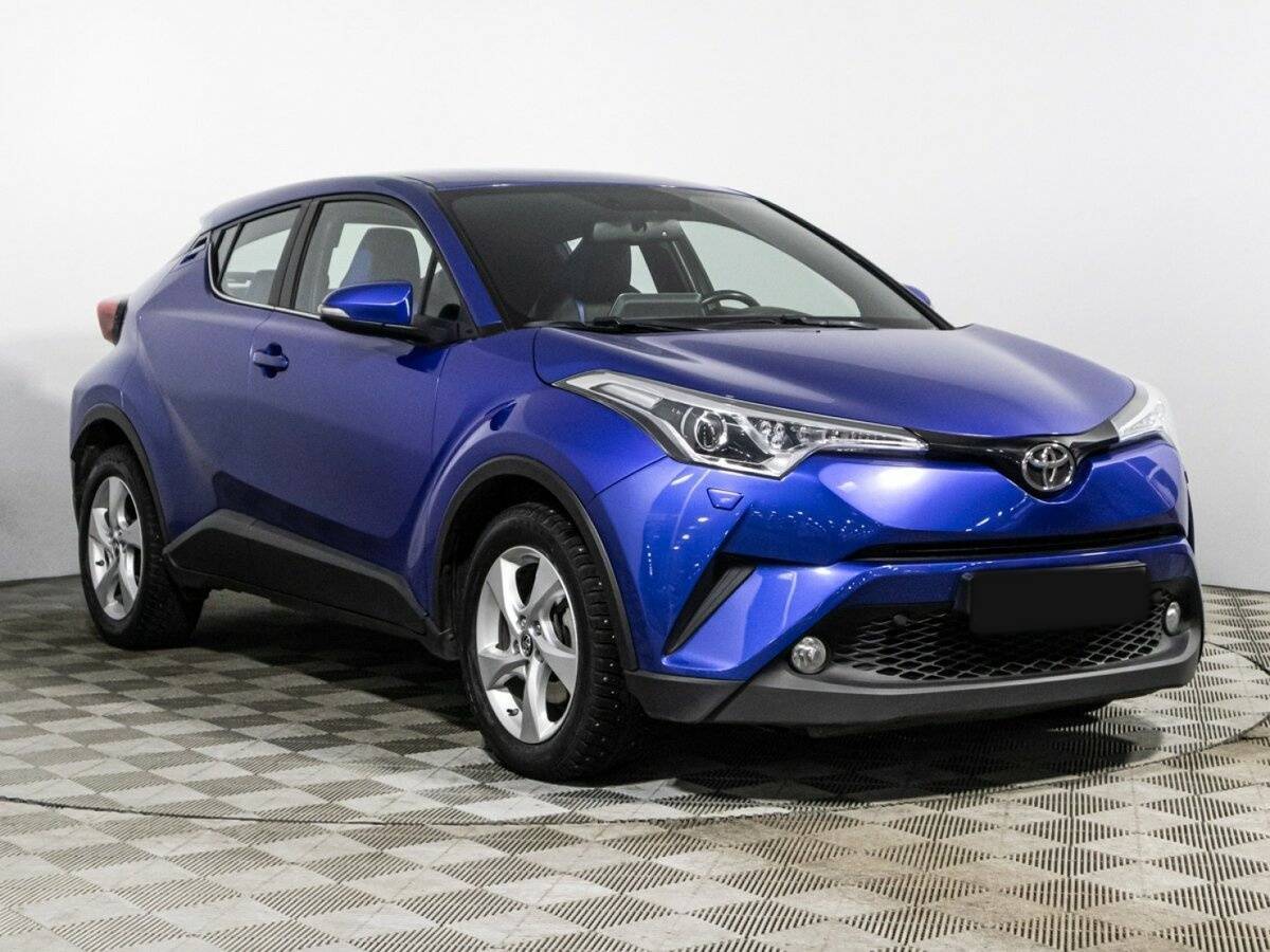 Toyota C-HR с пробегом — 2019 год. Фото: #2