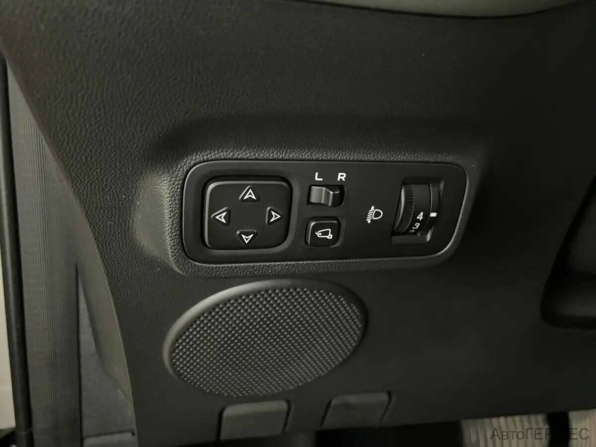 Changan Lamore с пробегом — 2024 год. Фото: #11