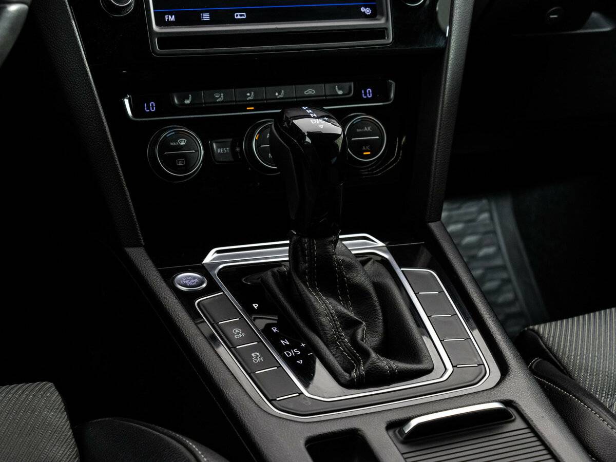 Volkswagen Passat с пробегом — 2016 год. Фото: #13