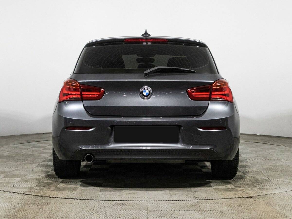 BMW 1 серии с пробегом — 2017 год. Фото: #5