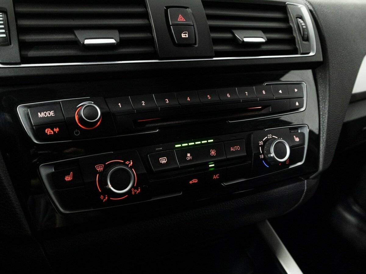 BMW 1 серии с пробегом — 2017 год. Фото: #16