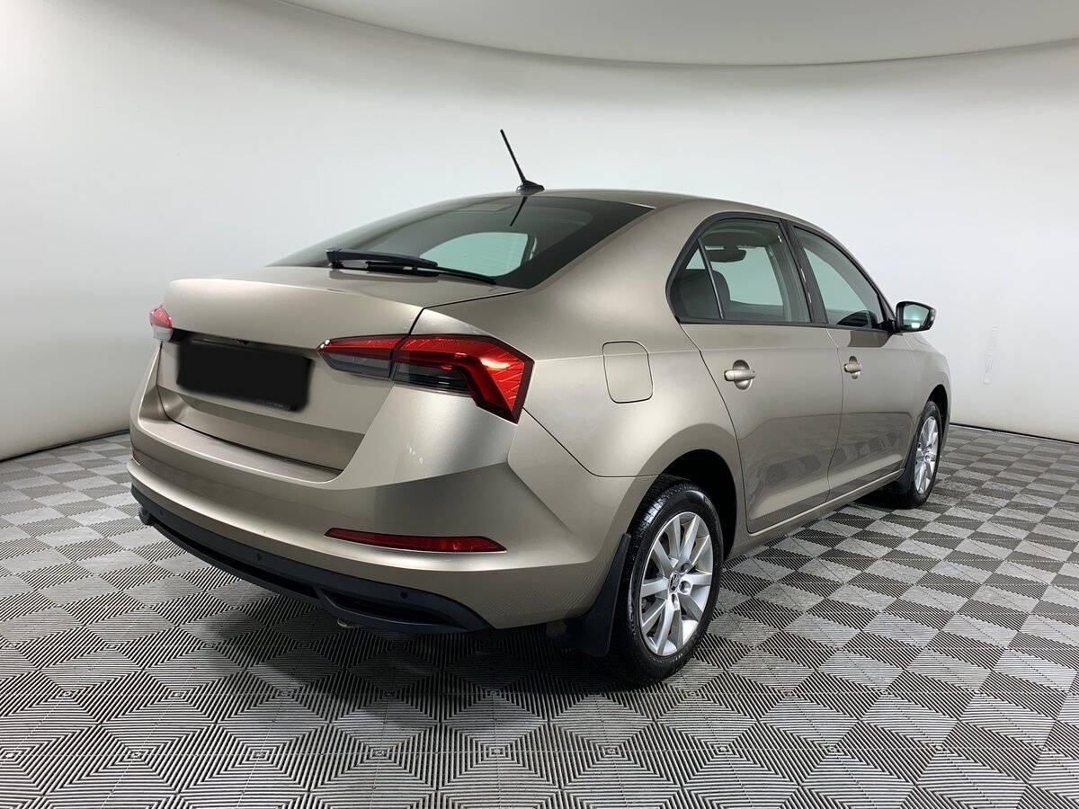 Skoda Rapid с пробегом — 2020 год. Фото: #4