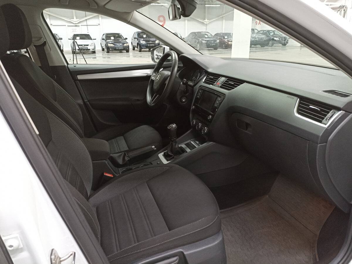 Skoda Octavia с пробегом — 2019 год. Фото: #10