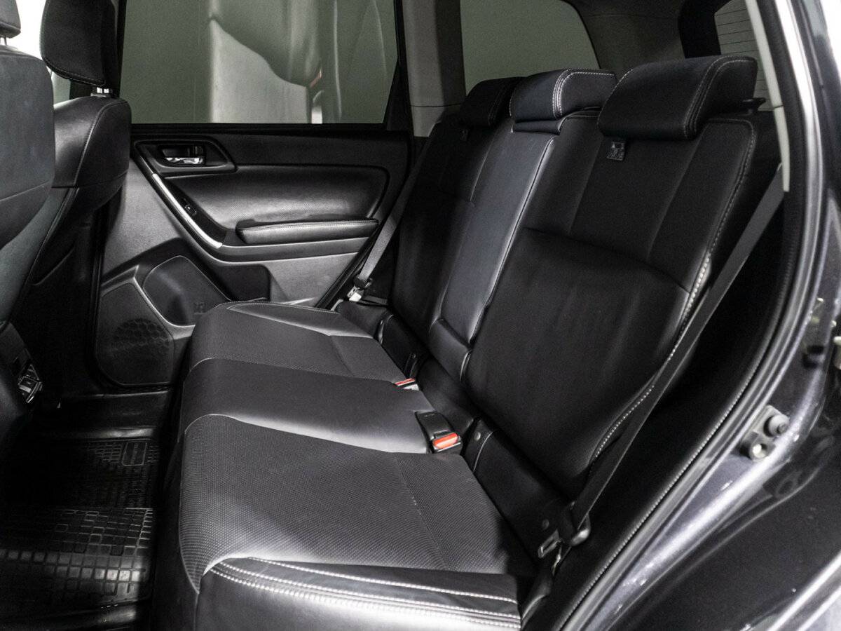 Subaru Forester с пробегом — 2018 год. Фото: #9