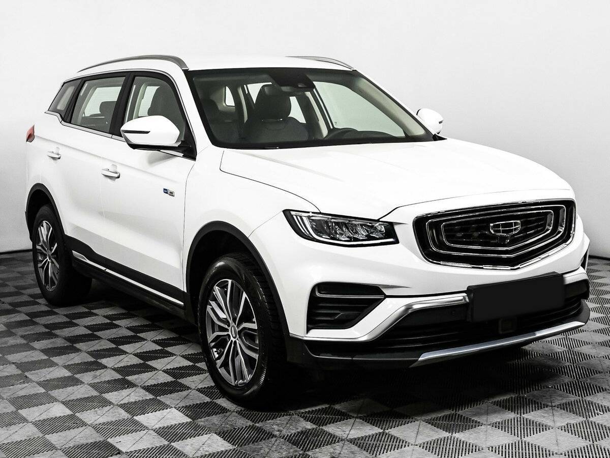 Geely Atlas Pro с пробегом — 2022 год. Фото: #2