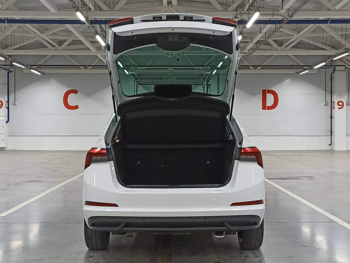 Skoda Rapid с пробегом — 2021 год. Фото: #9