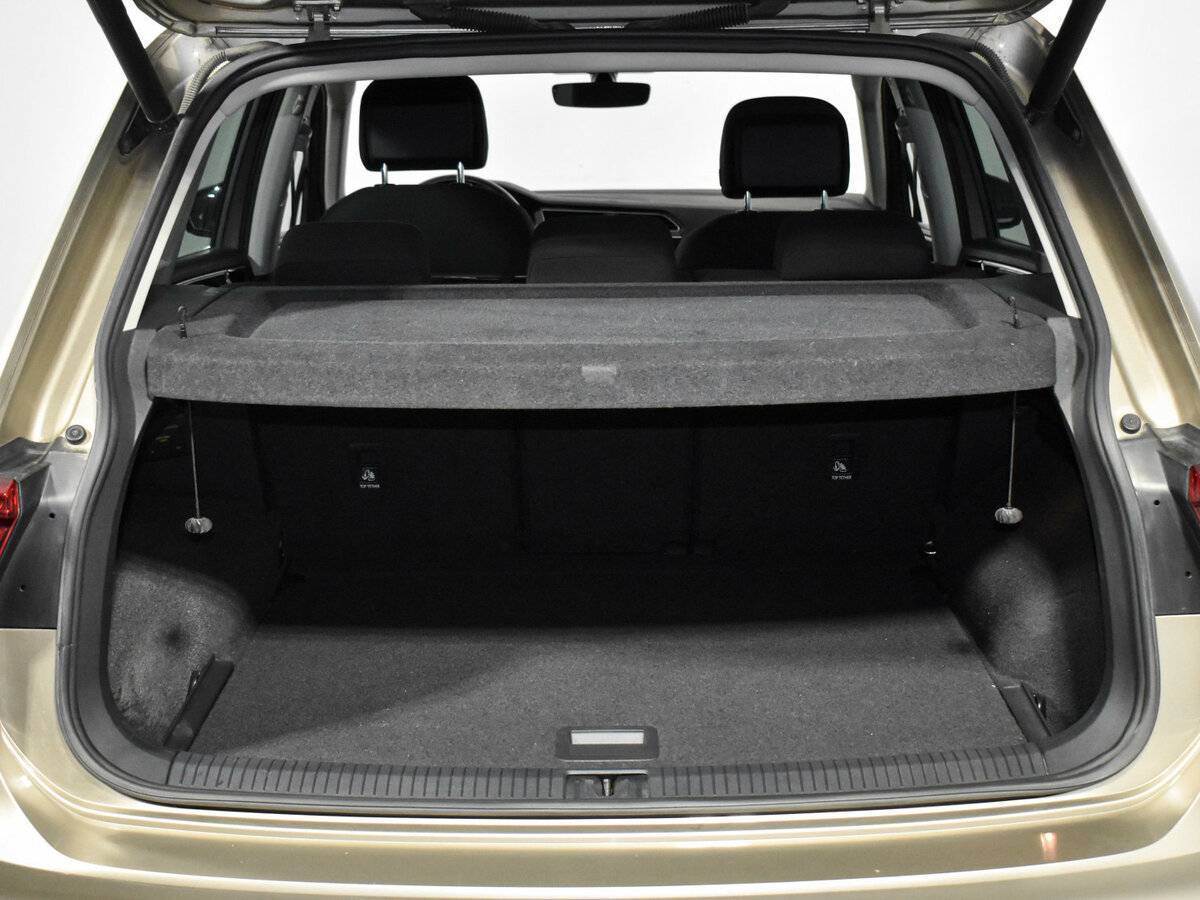 Volkswagen Tiguan с пробегом — 2018 год. Фото: #21