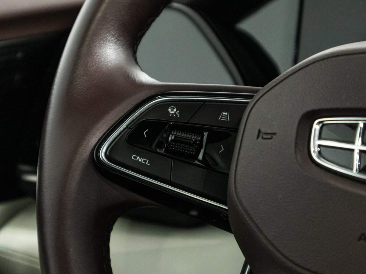 Geely Monjaro с пробегом — 2022 год. Фото: #23