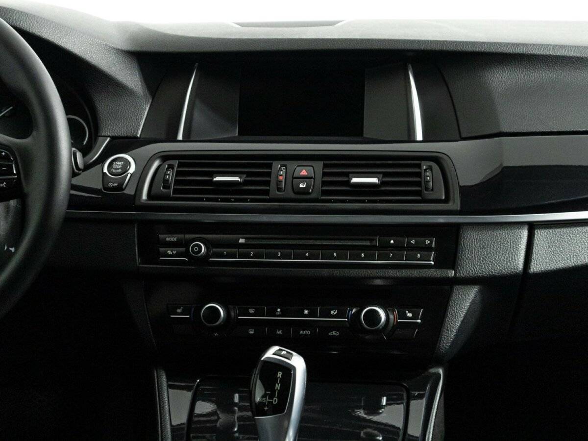 BMW 5 серии с пробегом — 2014 год. Фото: #13