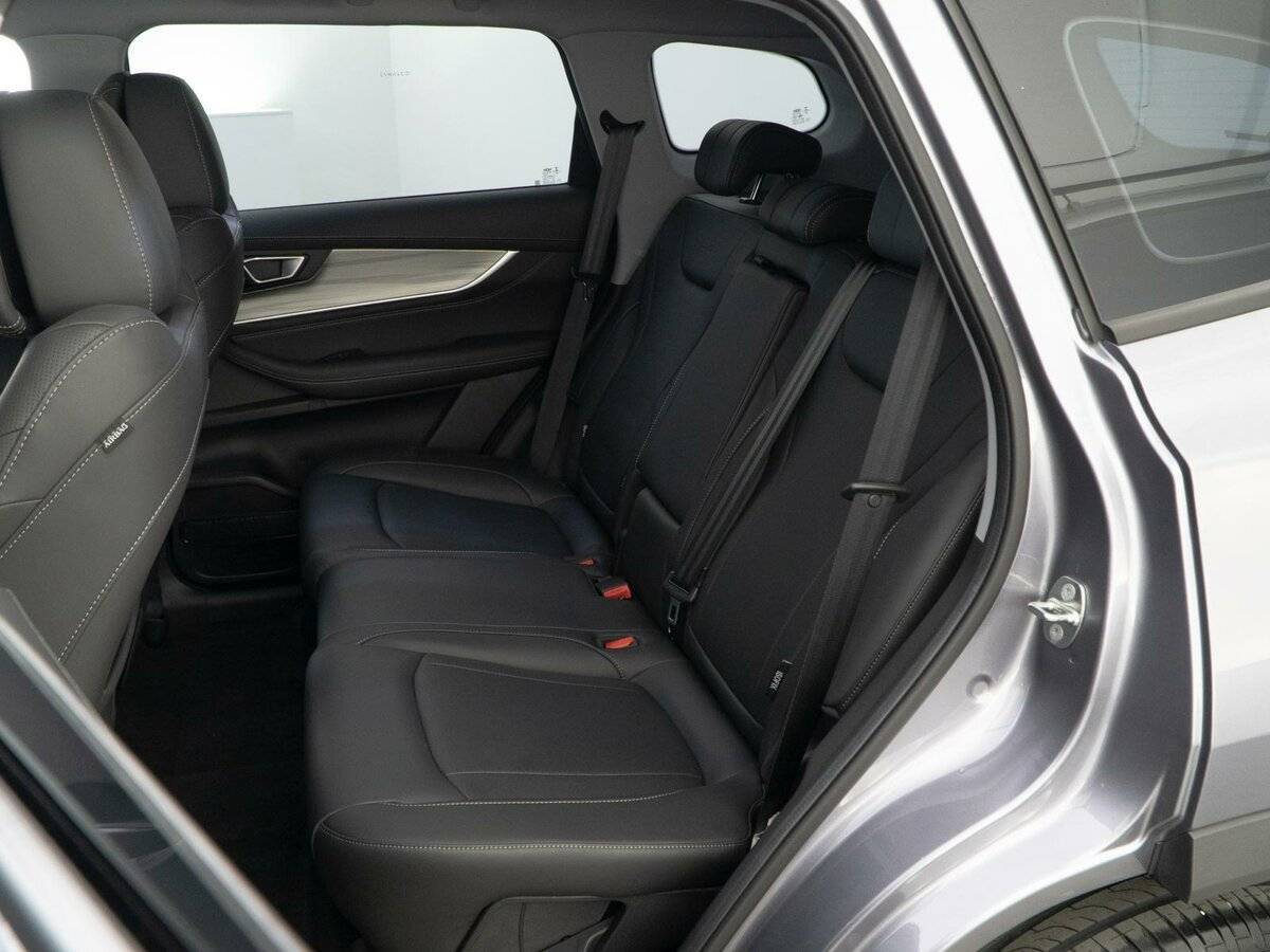 Chery Tiggo 8 с пробегом — 2022 год. Фото: #8