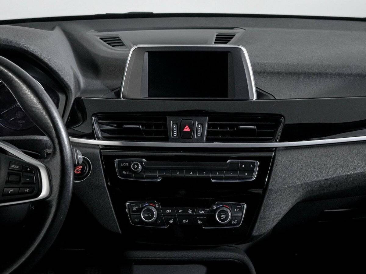 BMW X1 с пробегом — 2018 год. Фото: #12