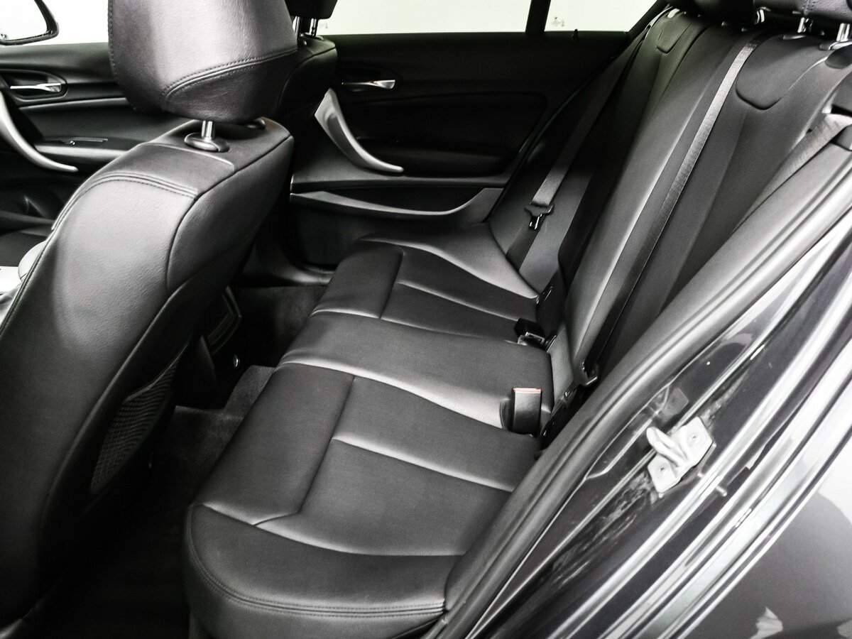 BMW 1 серии с пробегом — 2018 год. Фото: #11