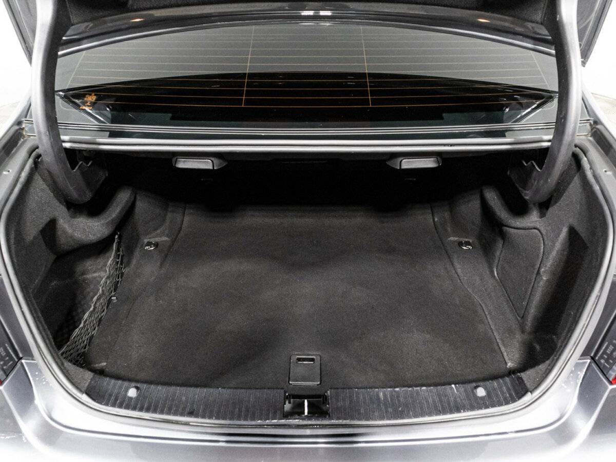 Mercedes-Benz E-Класс с пробегом — 2015 год. Фото: #15