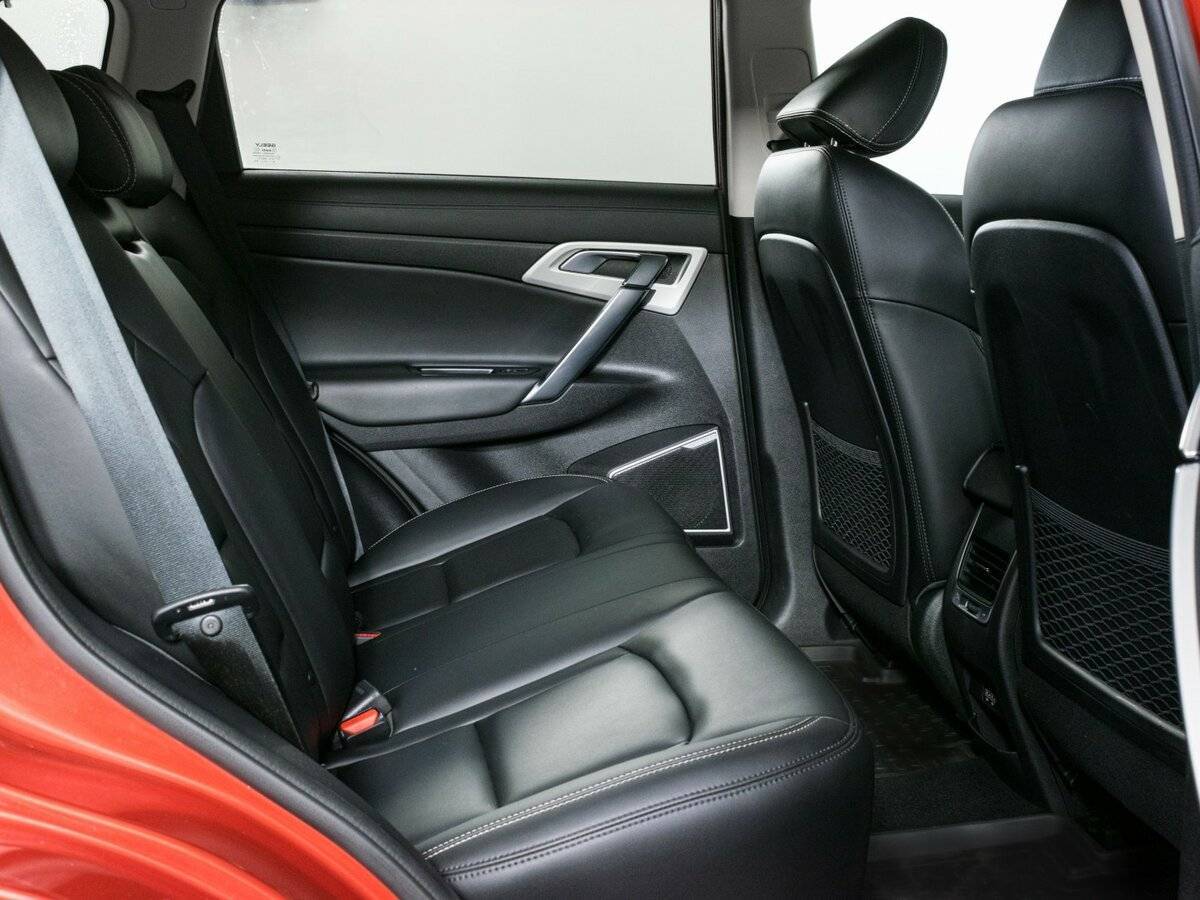 Geely Atlas с пробегом — 2020 год. Фото: #11