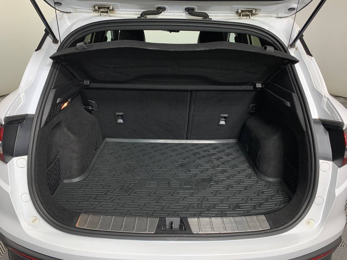 Geely Coolray с пробегом — 2020 год. Фото: #19