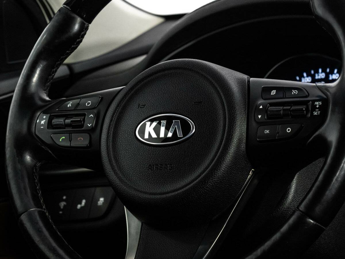 Kia Sorento с пробегом — 2016 год. Фото: #12