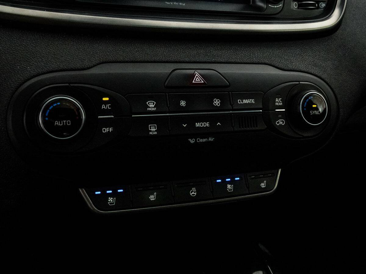 Kia Sorento с пробегом — 2016 год. Фото: #15
