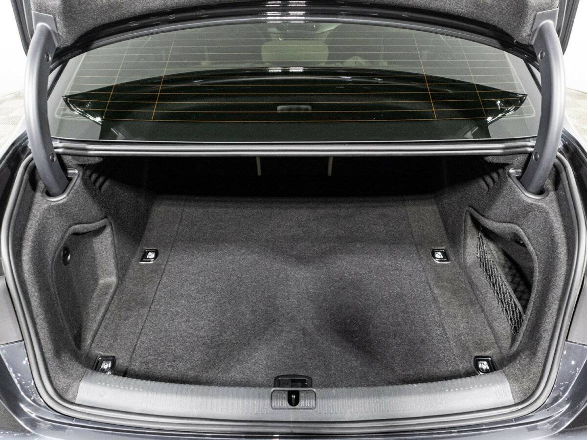 Audi A4 с пробегом — 2020 год. Фото: #14