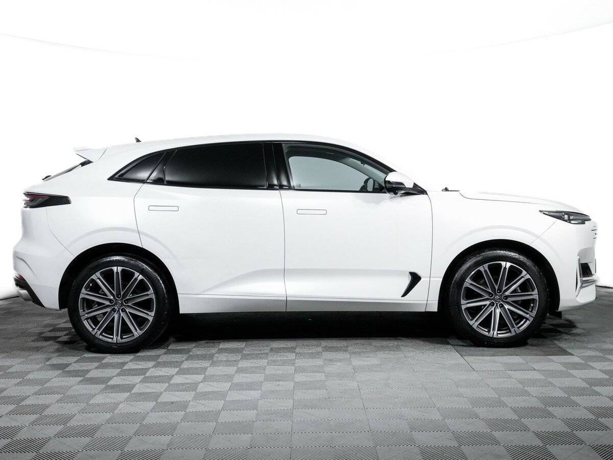 Changan UNI-K с пробегом — 2023 год. Фото: #3