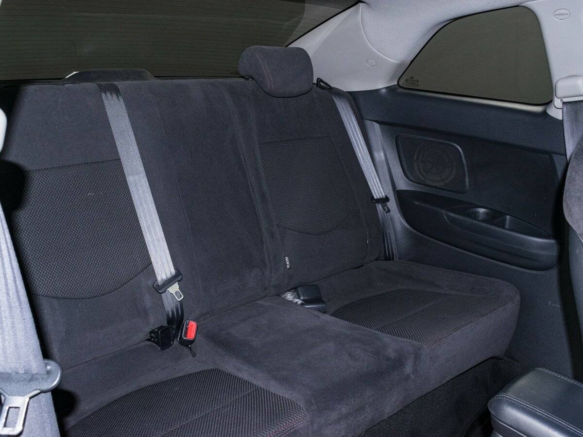 Kia Cerato с пробегом — 2012 год. Фото: #11