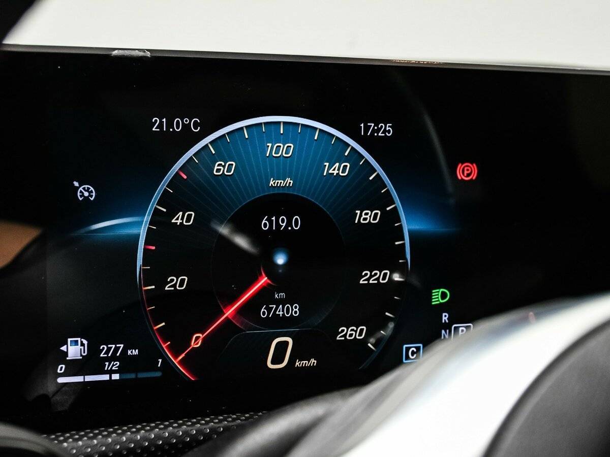 Mercedes-Benz CLA с пробегом — 2019 год. Фото: #9