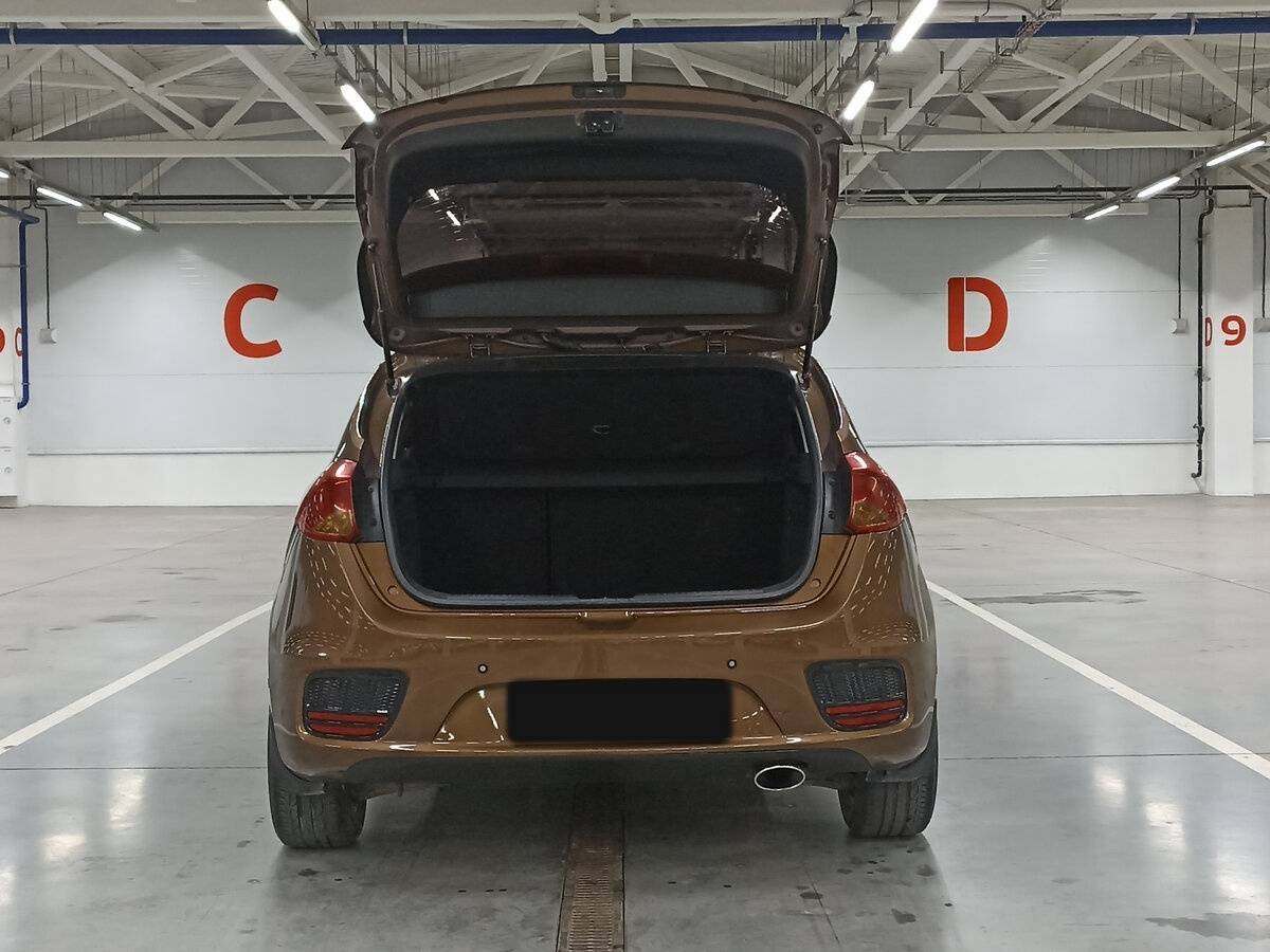 Kia Ceed с пробегом — 2016 год. Фото: #9