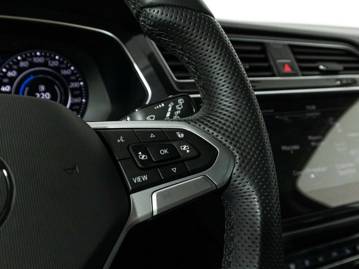 Volkswagen Tiguan с пробегом — 2018 год. Фото: #23