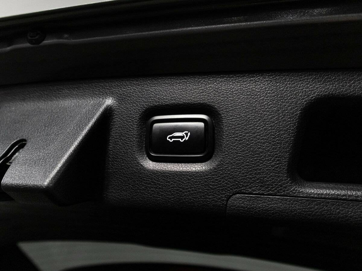 Hyundai Santa Fe с пробегом — 2019 год. Фото: #14