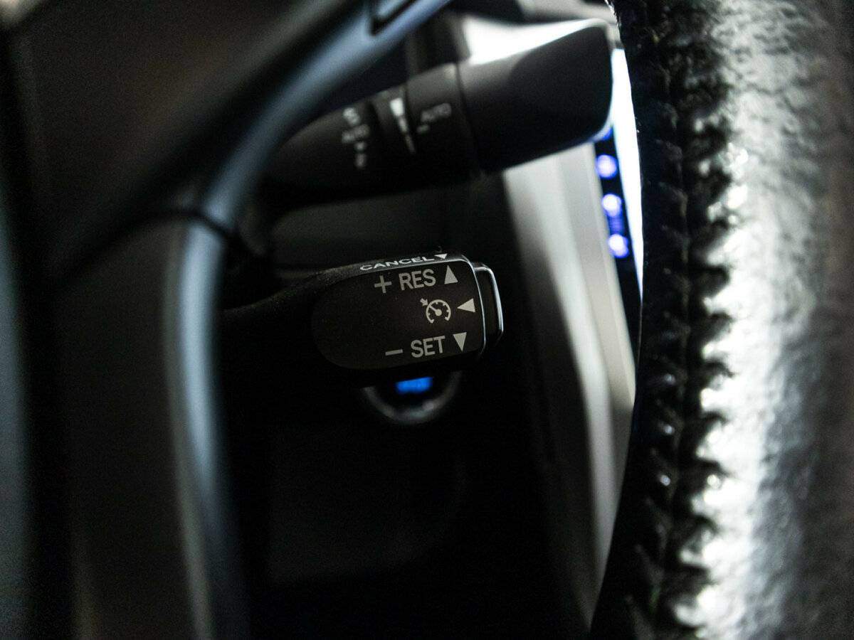 Toyota Camry с пробегом — 2017 год. Фото: #21