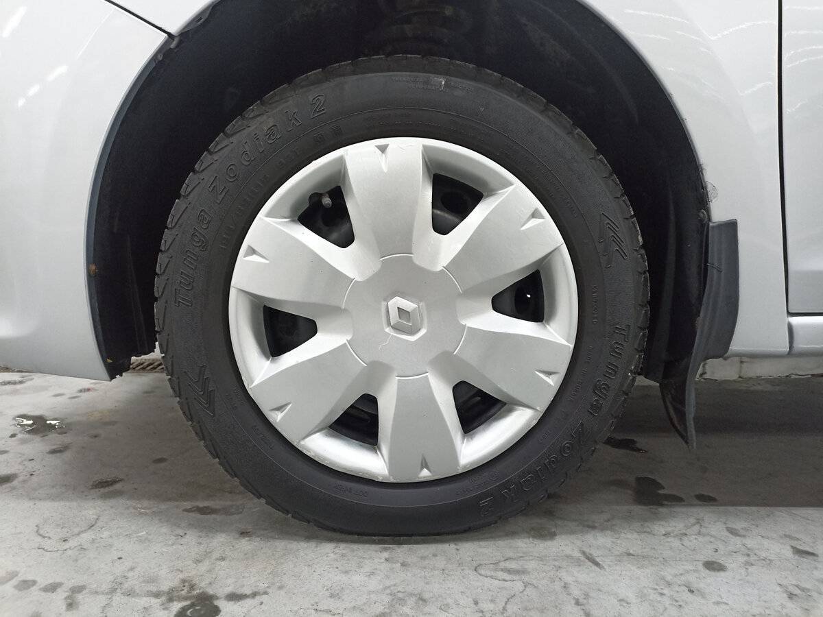 Renault Logan с пробегом — 2017 год. Фото: #17