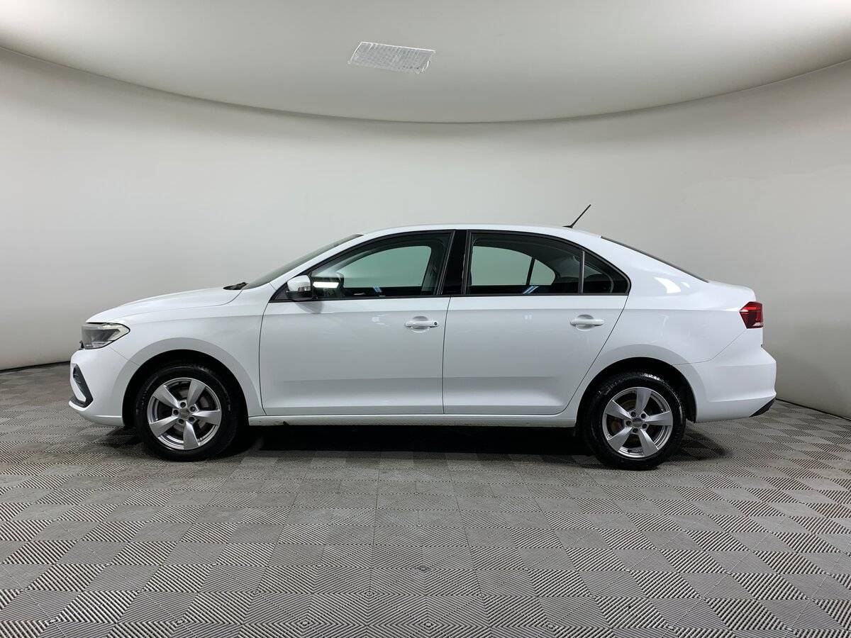 Volkswagen Polo с пробегом — 2021 год. Фото: #7