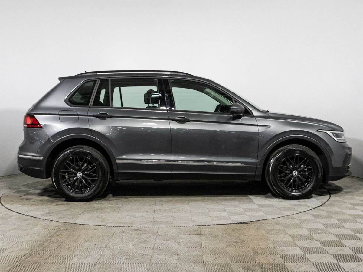 Volkswagen Tiguan с пробегом — 2021 год. Фото: #3