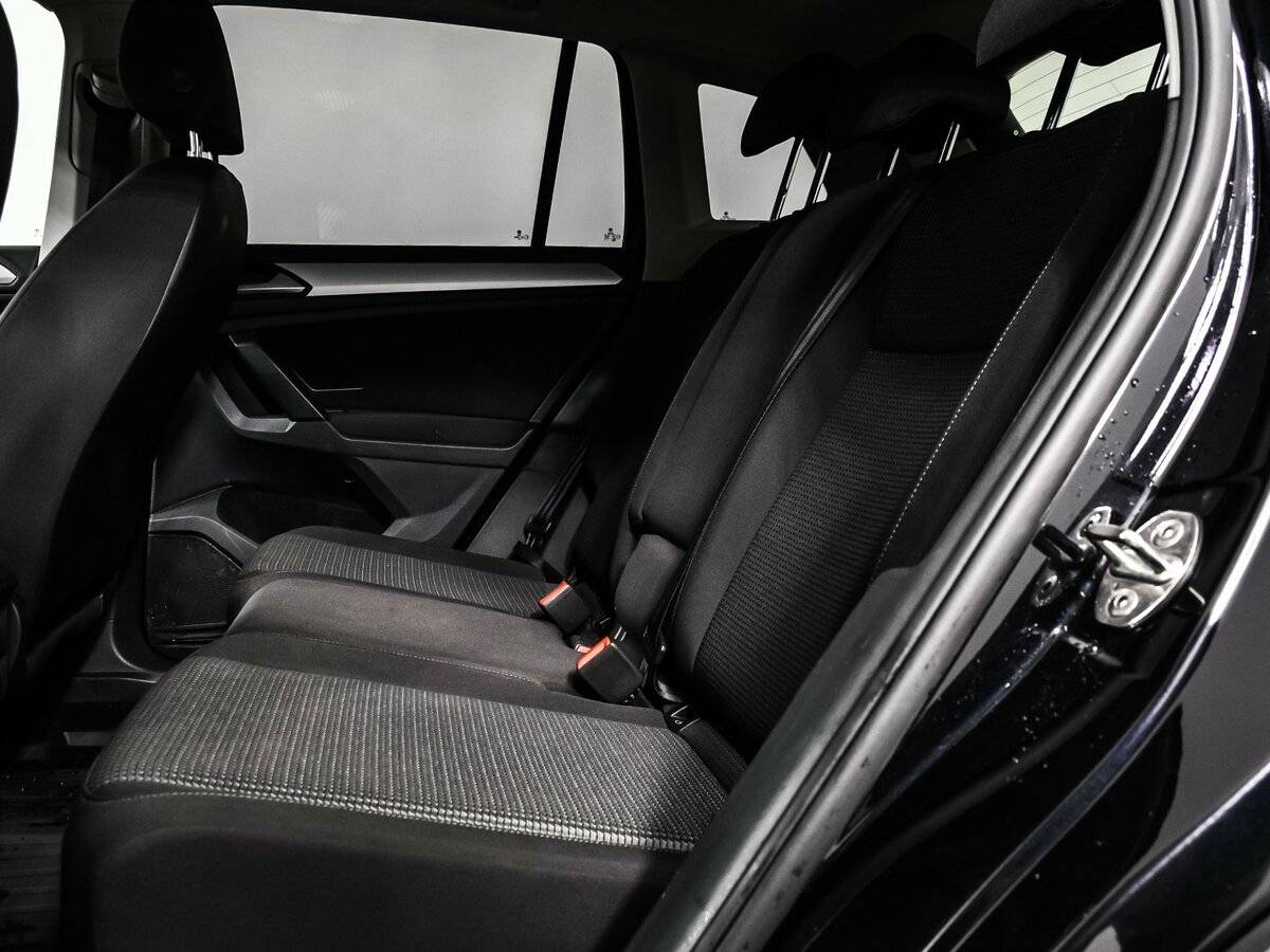 Volkswagen Tiguan с пробегом — 2020 год. Фото: #11