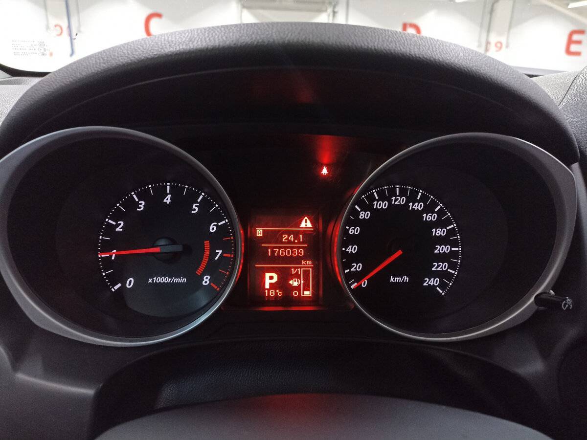 Mitsubishi ASX с пробегом — 2012 год. Фото: #12