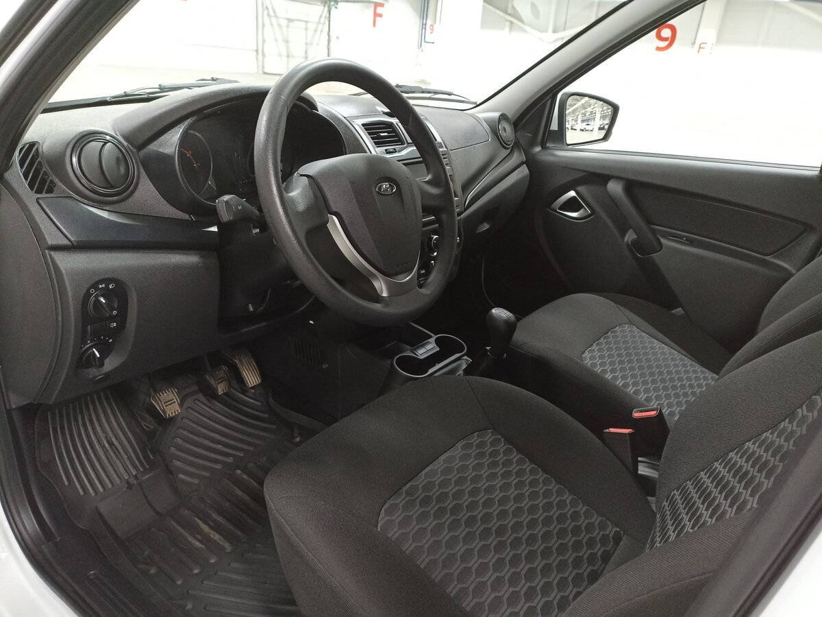 Lada (ВАЗ) Granta с пробегом — 2024 год. Фото: #15